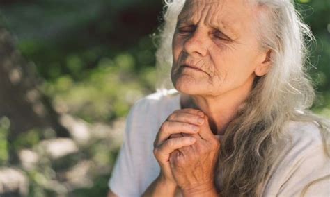 abuelita folla|mujeres sexualmente activa.